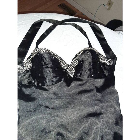 Size 10 Cinderella Black Rhinestone Halter Strap Maxi Mermaid Floor Length Train - Picture 1 of 10